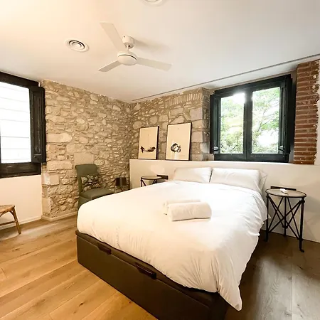 Appartement Sleep & - Luxury With Views-placa Del Vi *